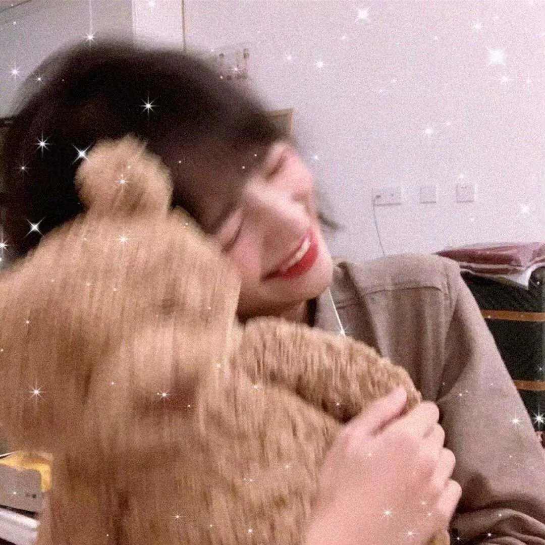 新版：她死后，薄爷跪在墓前哭成狗